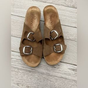 Yokono‎ Tan Buckle Wedge Cork Sandals 9